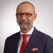 Profilaufnahme von Herrn Volker Böhning, externer Trainer in der Bauerfeind Akademie.